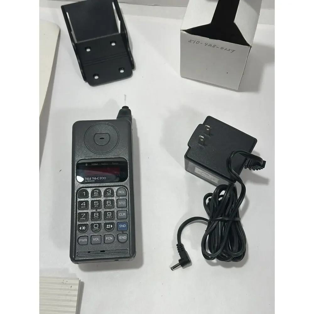 Vintage Tele Tac 200 Motorola Cell Phone + Extras Powers On For Parts Only AS-IS
